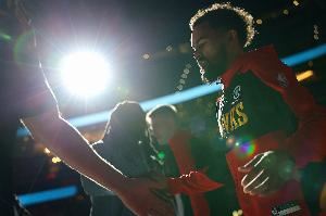 名记：特雷-杨不提前续约进可拼5年3.45亿超顶 退可试水自由市场