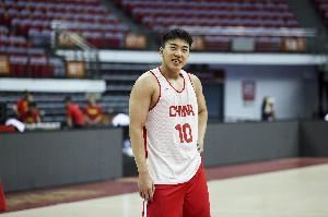 王俊杰单兵对位约旦进攻核心效果很好 期待淘汰赛中国队更好发挥