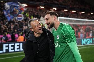 记者：经纪人在英超为多纳鲁马找下家，只有英超能满足其薪资要求