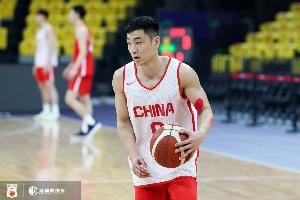 该有的样子！中国男篮首节罚球10中10 其中高诗岩4罚全中