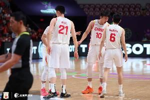 FIBA官方决赛前瞻：关键对位赵睿VS加洛韦 内线对决是X因素
