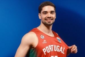 最后一分钟7分！葡萄牙球员里斯本：总梦想着投出决定比赛的投篮