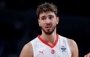 希帕希：我们对申京的使用很合理 通过团队配合为他创造机会