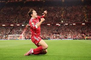 小基耶萨：我渴望留队竞争，想用更好表现回报球队和球迷