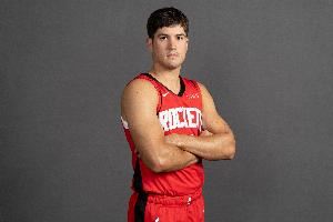 媒体人：阿门一下场谢泼德真顶不上来 要不试试戴维森呢