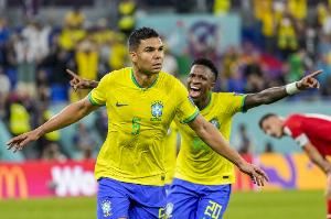 卡塞米罗：巴西正在不断进步 赛前苦练了任意球很高兴有成效